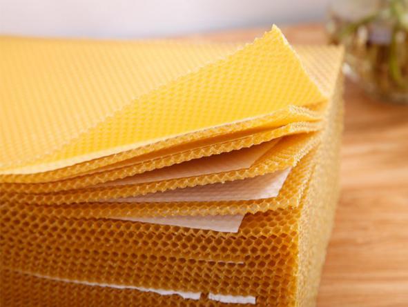 تقسیم بندی انواع موم عسل